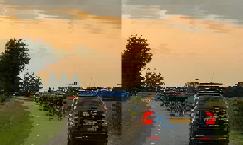 3B49af50 09A9 4E8a 8B63 9650E7c294f5