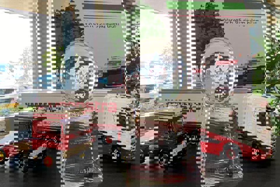 96Be7695 B61f 458B 8C5a 638C84cad254